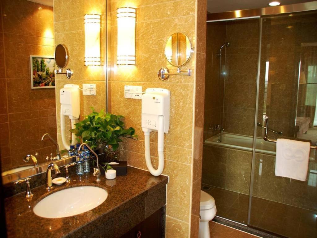 ホテル Yitel 上海市 部屋 写真